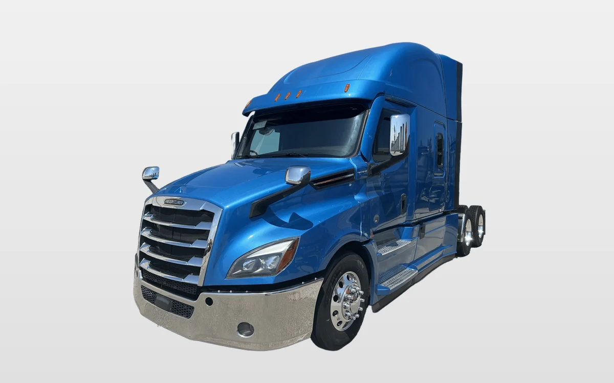 2022 Freightliner - image 1