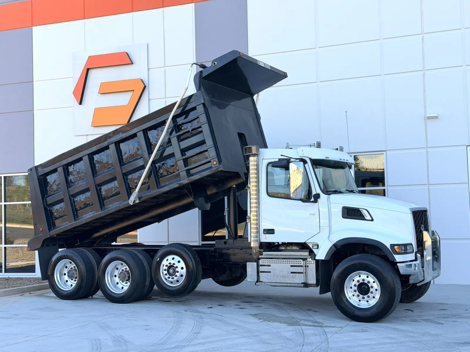 2022 Volvo VHD 300 in Greer, SC