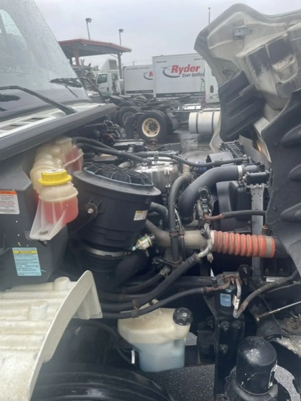2020 Freightliner M2 106 in Farmingdale, NY — photo 13