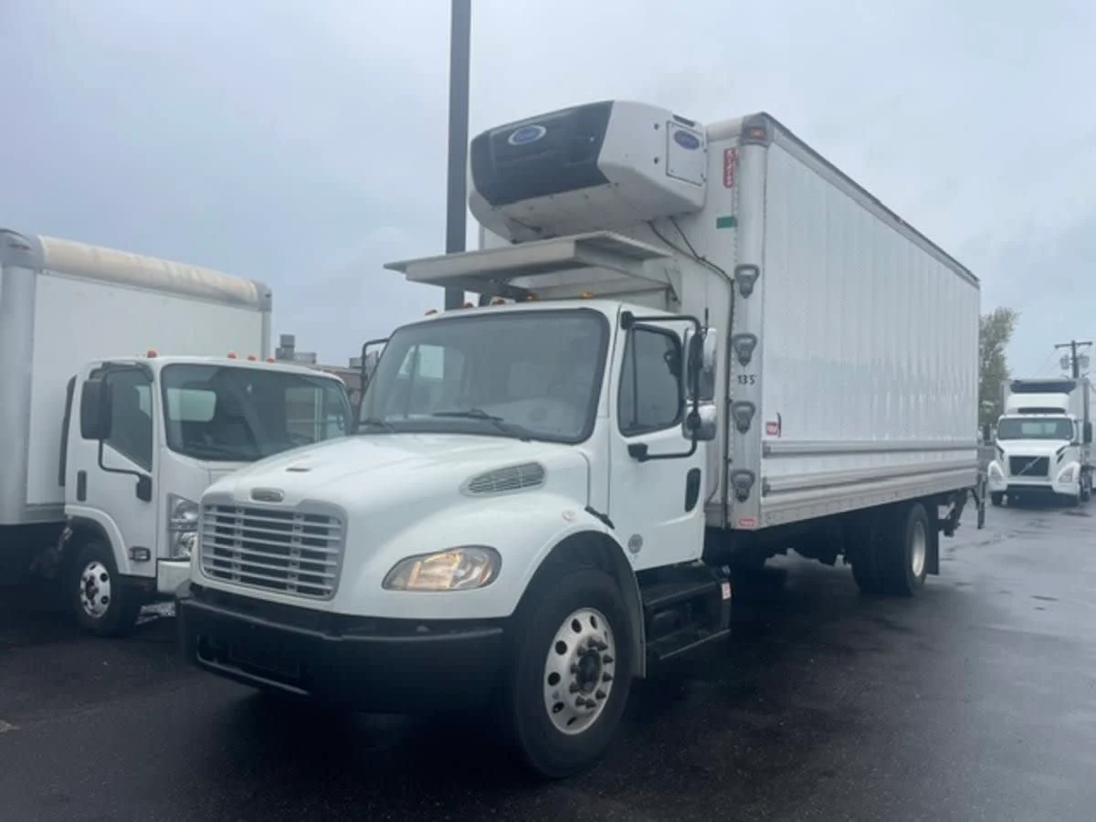 2020 Freightliner M2 106