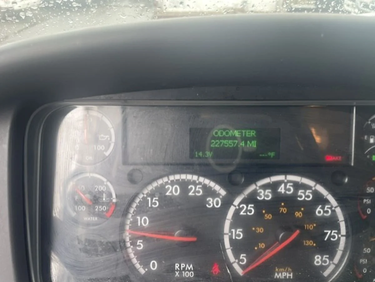 2020 Freightliner M2 106 in Farmingdale, NY — photo 11
