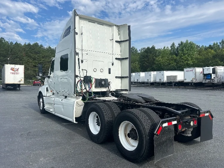 2020 International LT in Greensboro, NC — photo 5