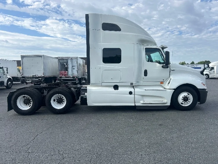 2020 International LT in Greensboro, NC — photo 8