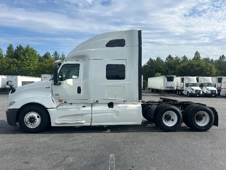 2020 International LT in Greensboro, NC — photo 4