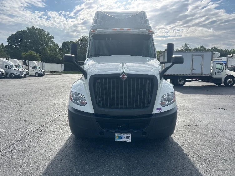 2020 International LT in Greensboro, NC — photo 2
