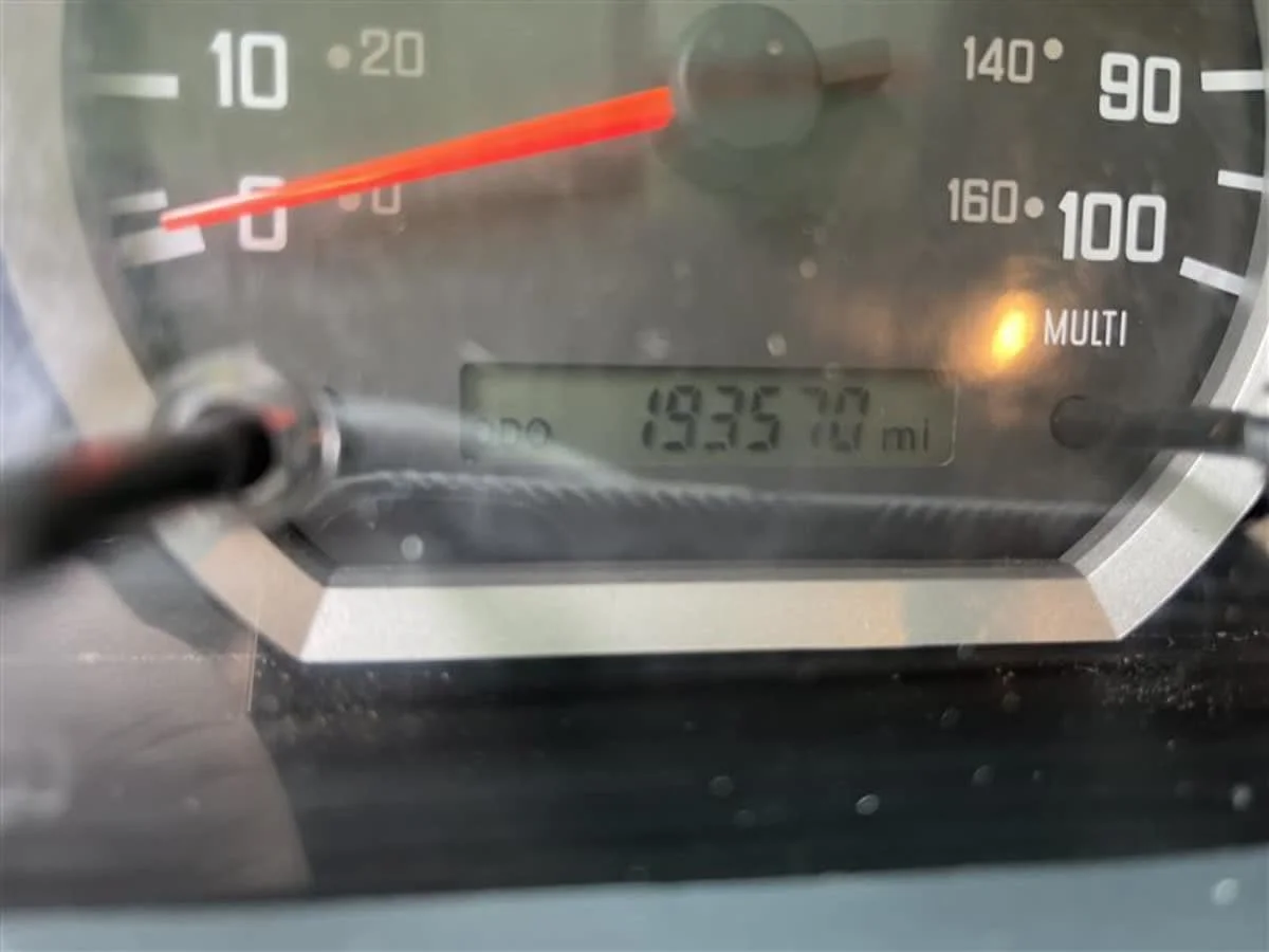 2019 Isuzu NRR in Ashland, VA — photo 7