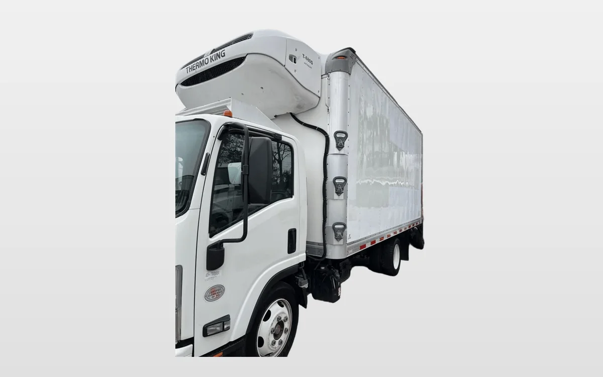 2019 Isuzu NRR - image 1
