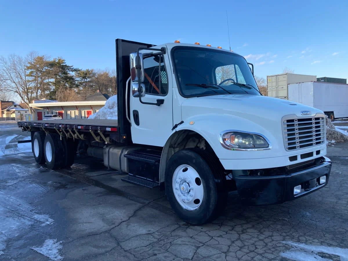 2019 Freightliner M2 106 in Springfield, MA — photo 3