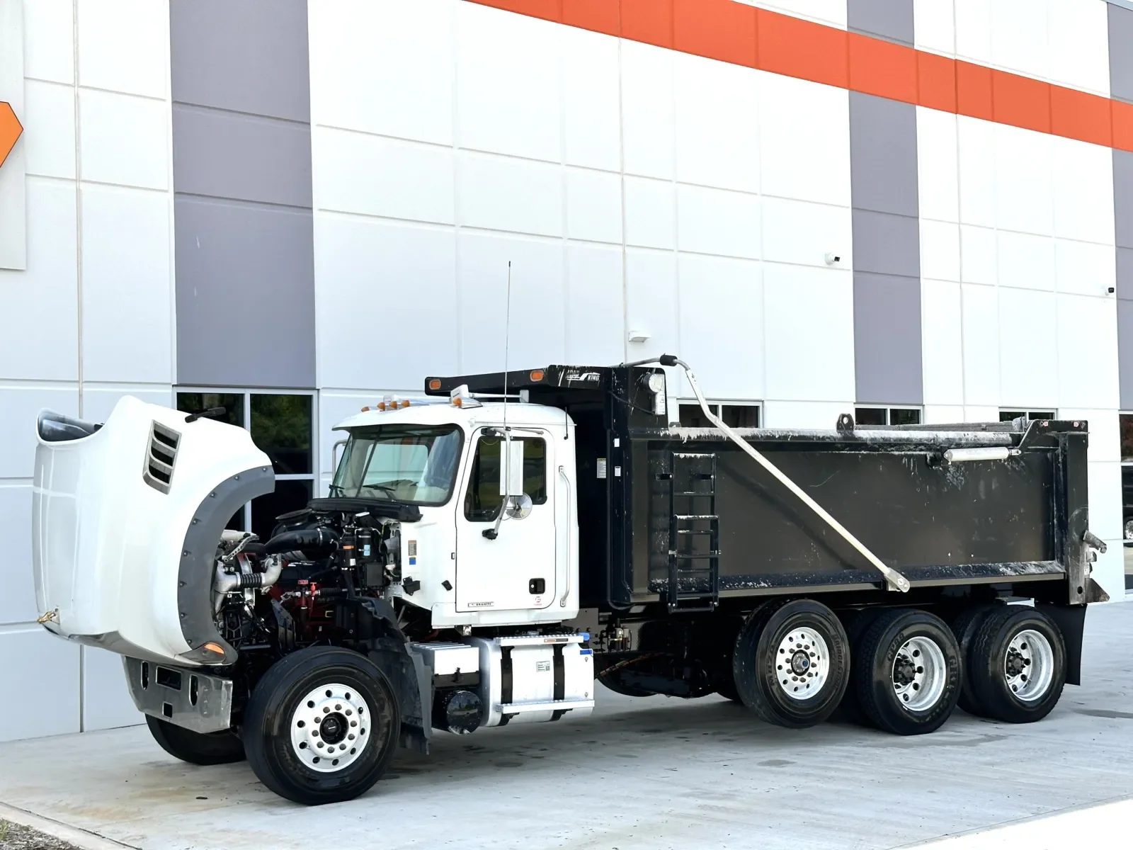 2023 Mack Granite in Greer, SC — photo 11