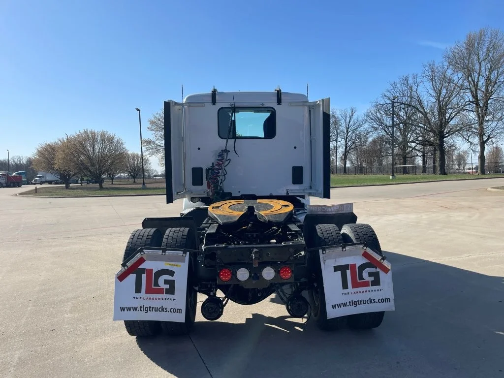 2020 Kenworth T880 - image 4