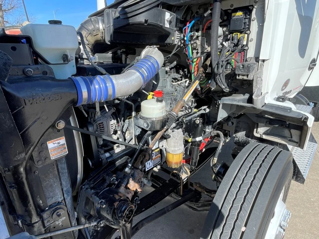 2020 Kenworth T880 - image 9