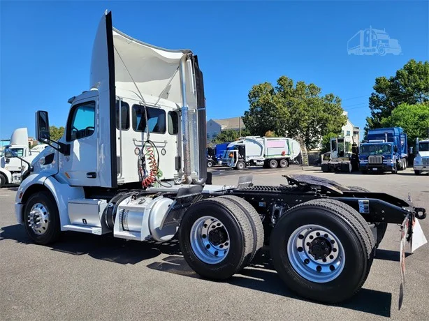 2019 Peterbilt 579 in MS — photo 5