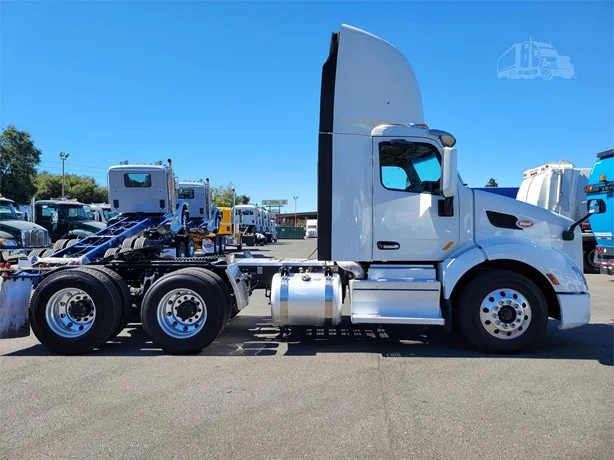 2019 Peterbilt 579 in MS — photo 2