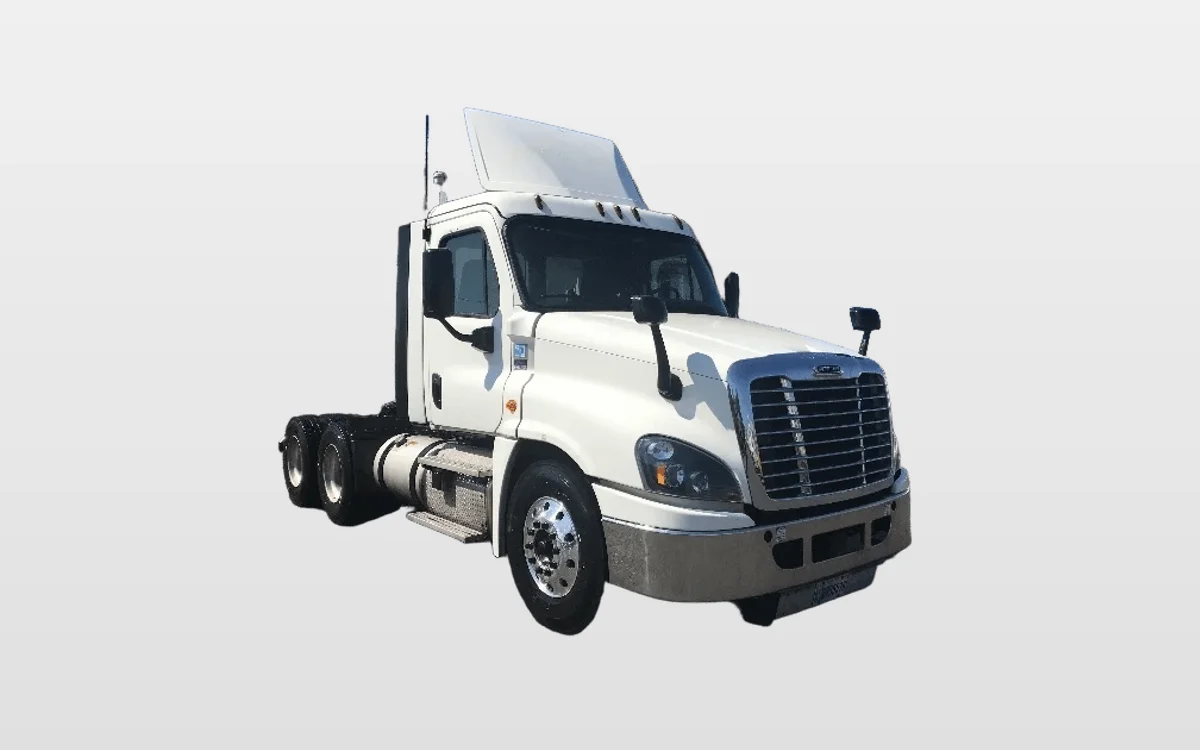 2019 Freightliner - image 1