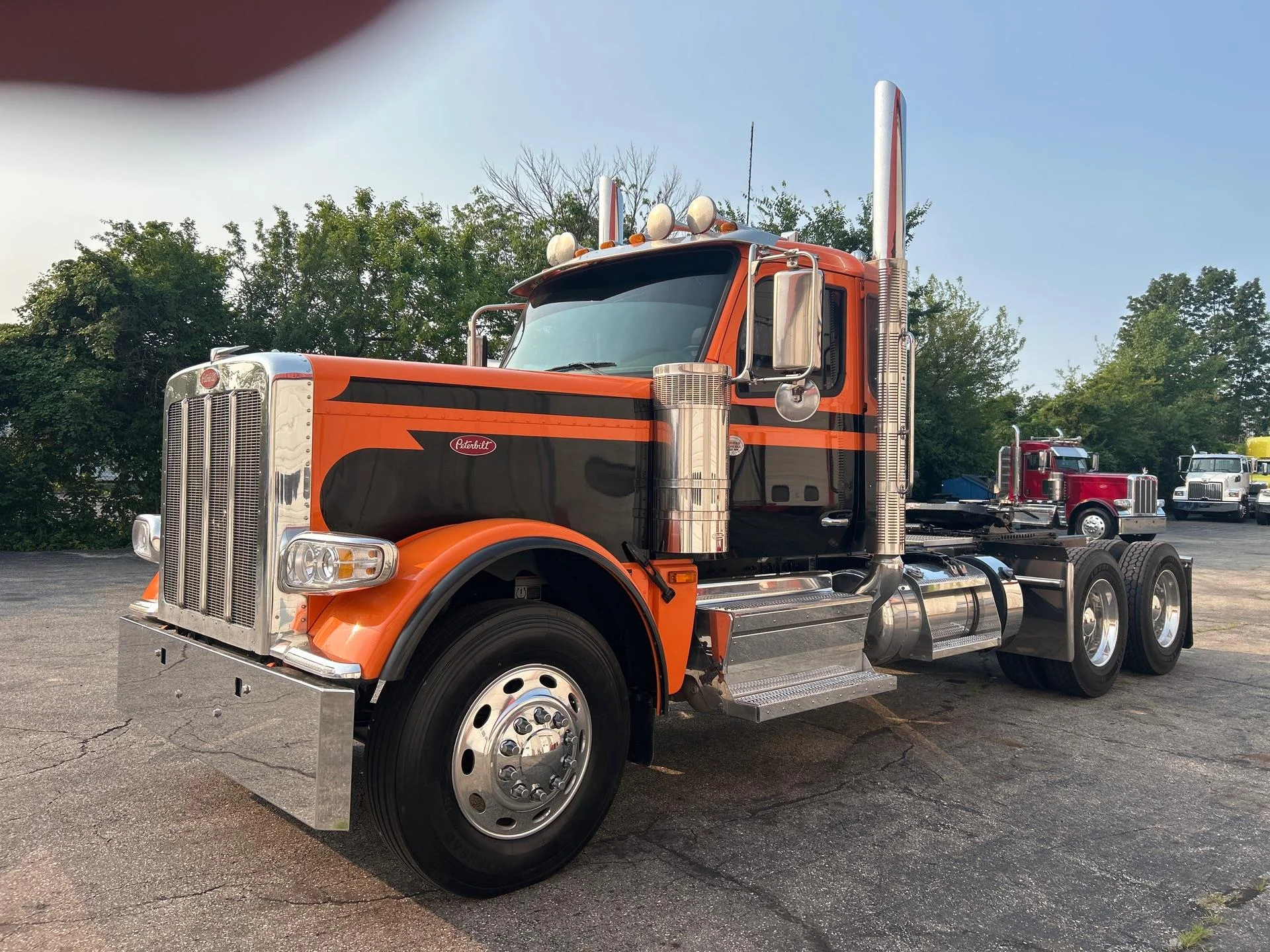 2025 Peterbilt 589 in Etna, OH
