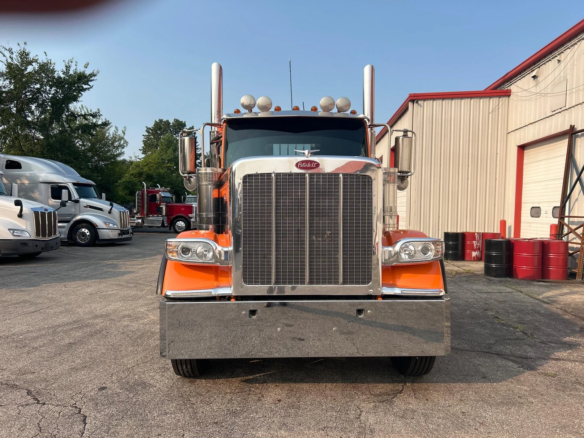 2025 Peterbilt 589 in Etna, OH — photo 9