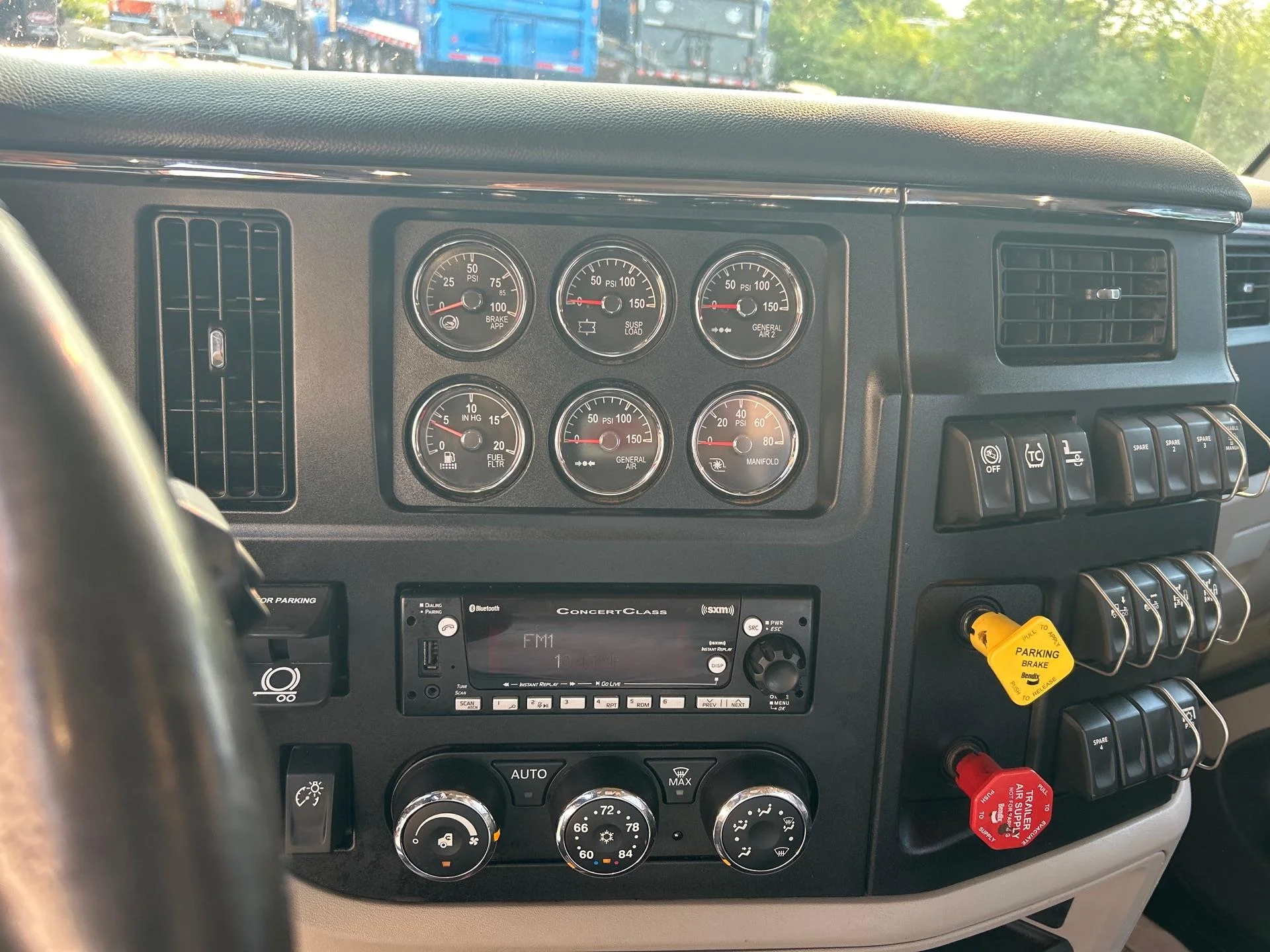 2025 Peterbilt 589 in Etna, OH — photo 16