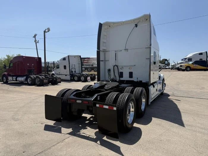 2023 Peterbilt 579 — photo 37
