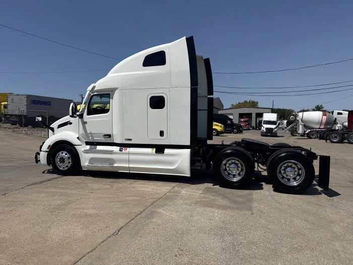 2023 Peterbilt 579 — photo 44
