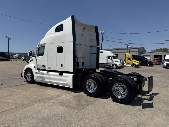 2023 Peterbilt 579 — photo 42