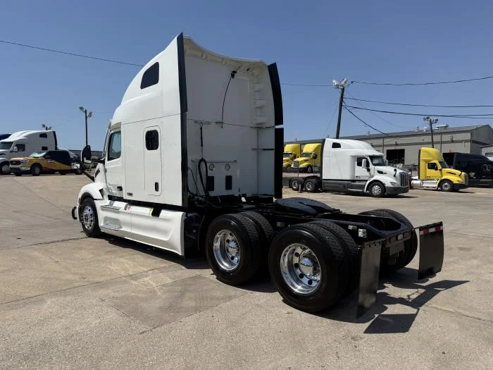 2023 Peterbilt 579 — photo 41