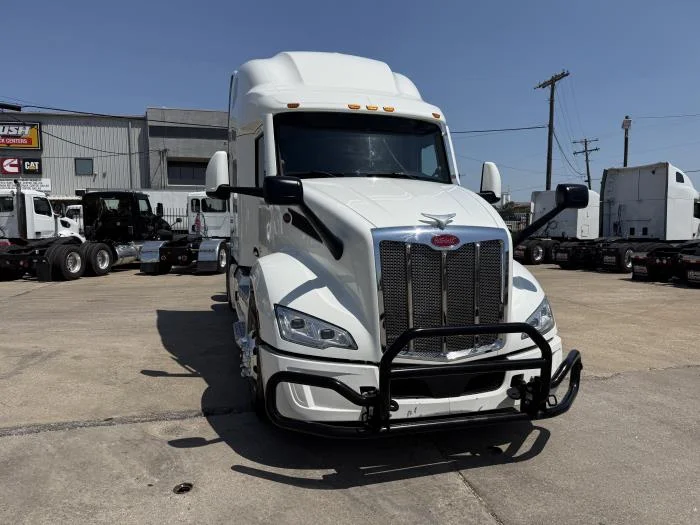 2023 Peterbilt 579 — photo 28