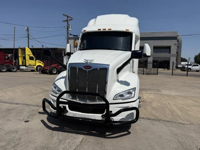 2023 Peterbilt 579 — photo 26
