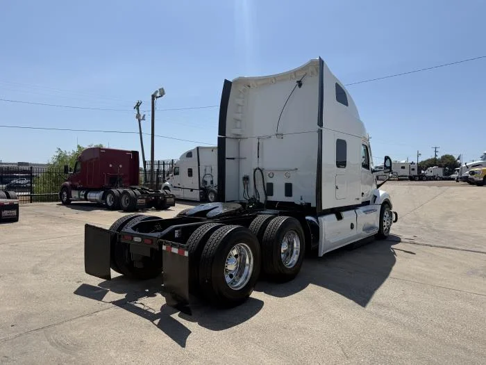 2023 Peterbilt 579 — photo 36