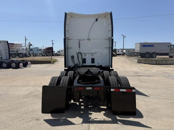 2023 Peterbilt 579 — photo 38