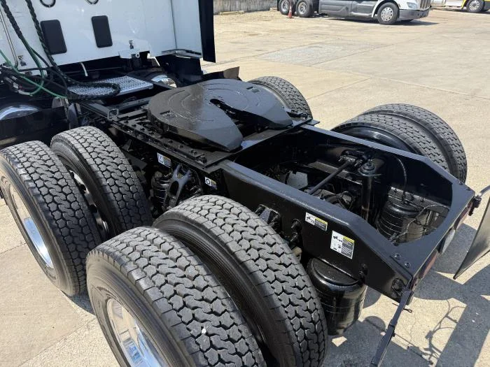 2023 Peterbilt 579 — photo 48