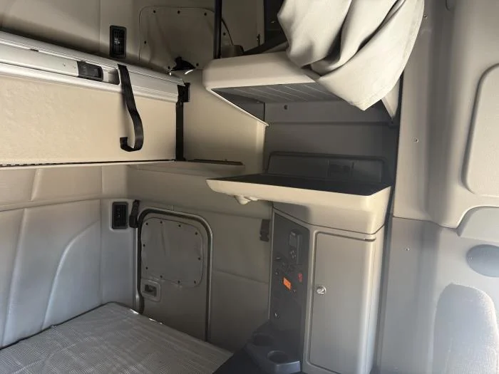 2023 Peterbilt 579 — photo 14