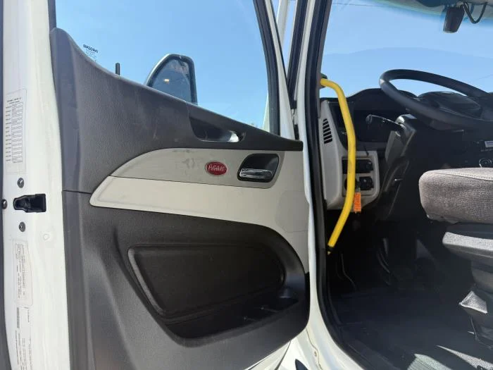 2023 Peterbilt 579 — photo 20