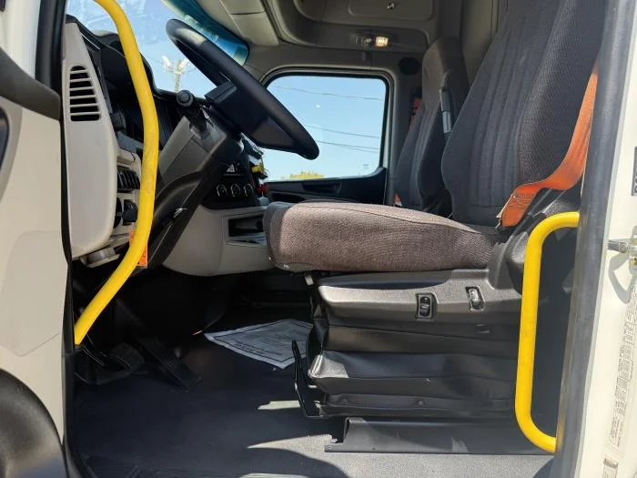2023 Peterbilt 579 — photo 22