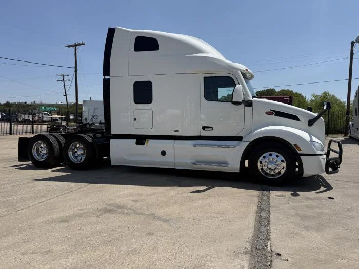 2023 Peterbilt 579 — photo 33