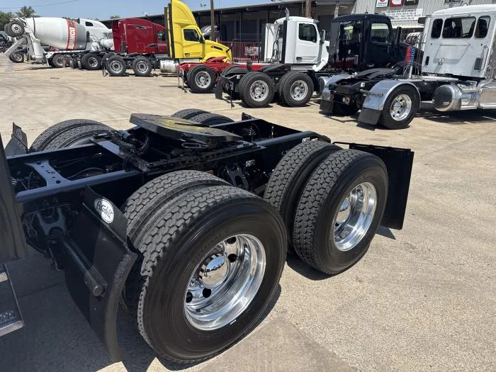 2023 Peterbilt 579 — photo 47