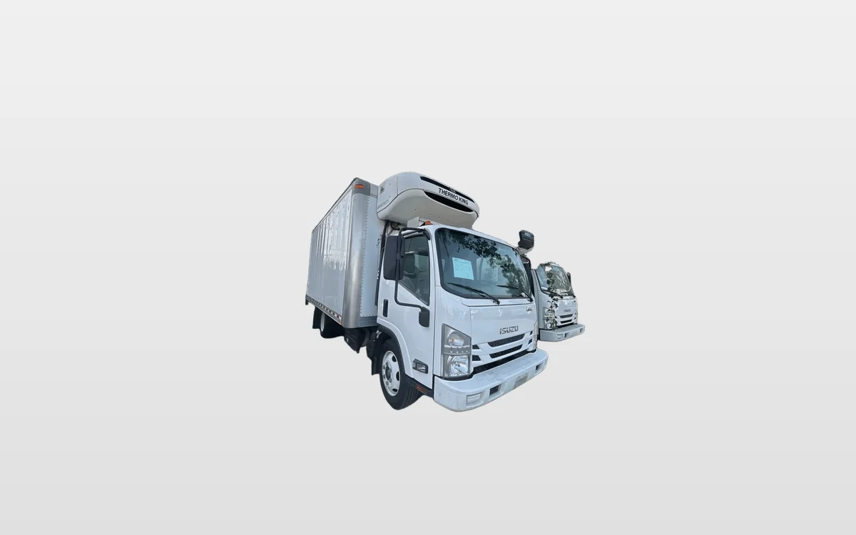 2018 Isuzu NRR - image 1