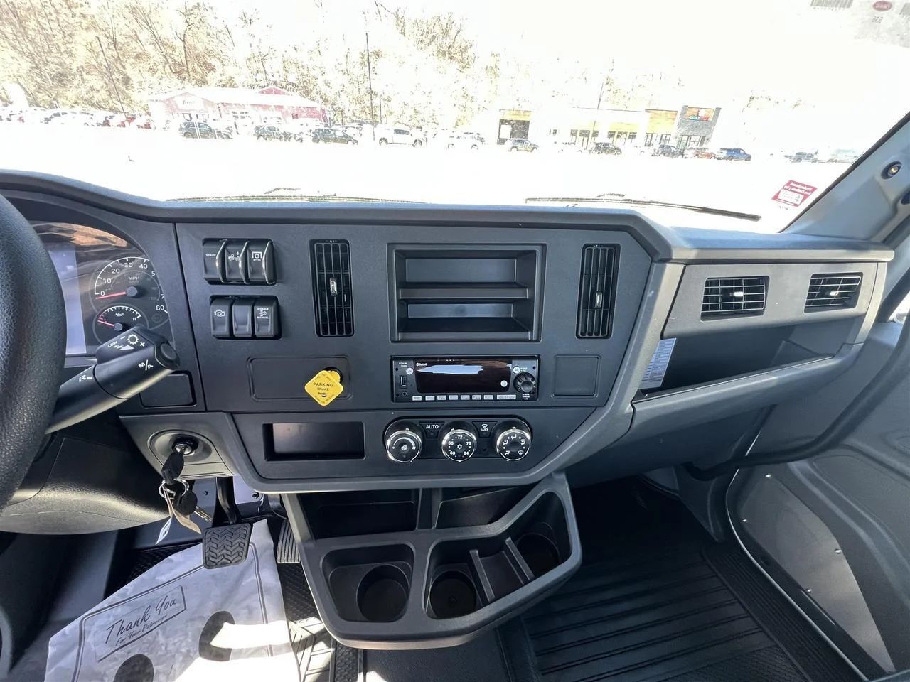 2026 Peterbilt 536 - image 8