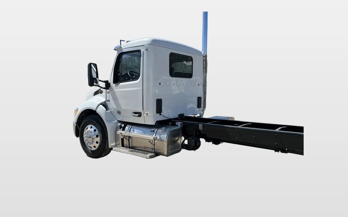 2026 Peterbilt 536 - image 1