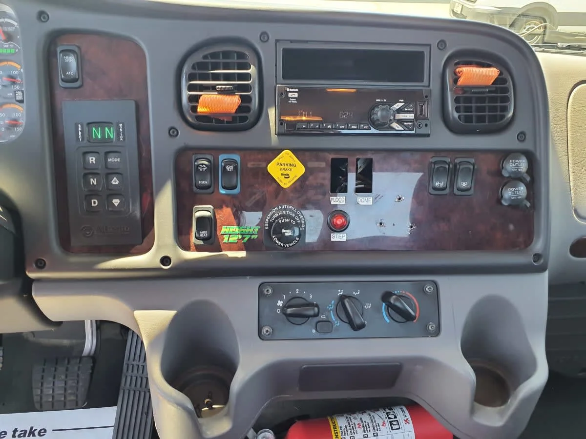 2019 Freightliner M2 106 in Oak Creek, WI — photo 13