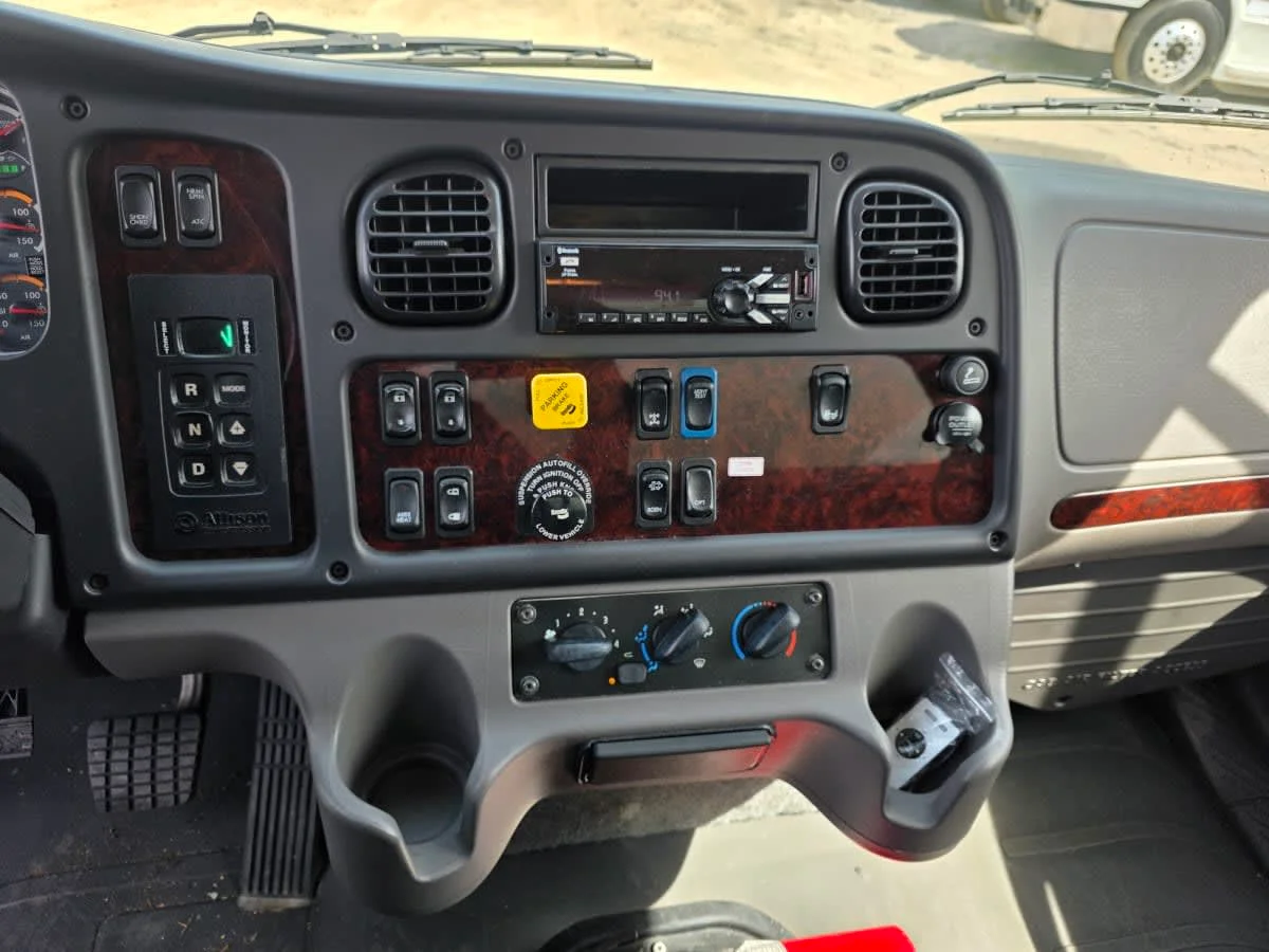 2020 Freightliner M2 106 in Allentown, PA — photo 11