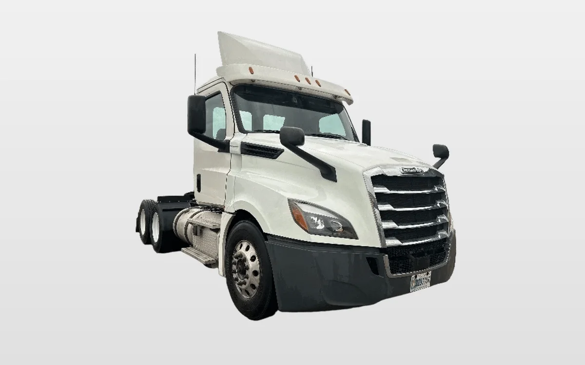 2019 Freightliner - image 1