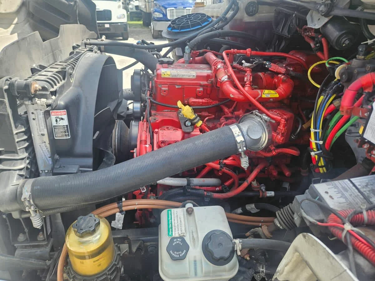 2022 Freightliner M2 106 - image 10