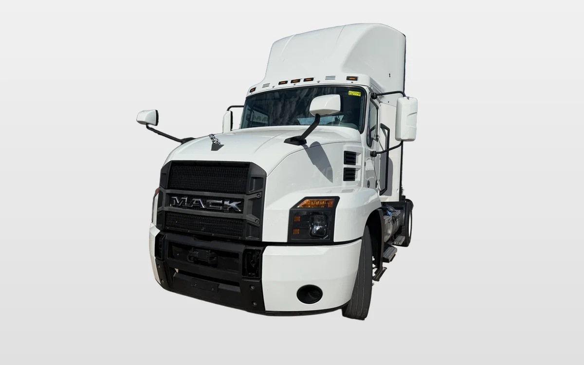 2022 Mack - image 1