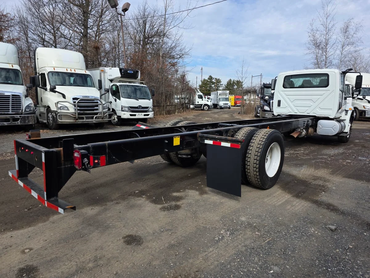 2019 International 4300 in Bensalem, PA — photo 4