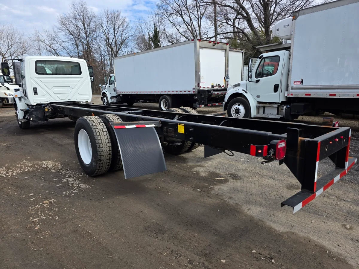 2019 International 4300 in Bensalem, PA — photo 6