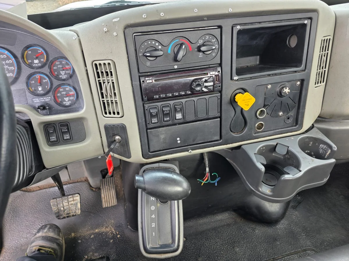 2019 International 4300 in Bensalem, PA — photo 15