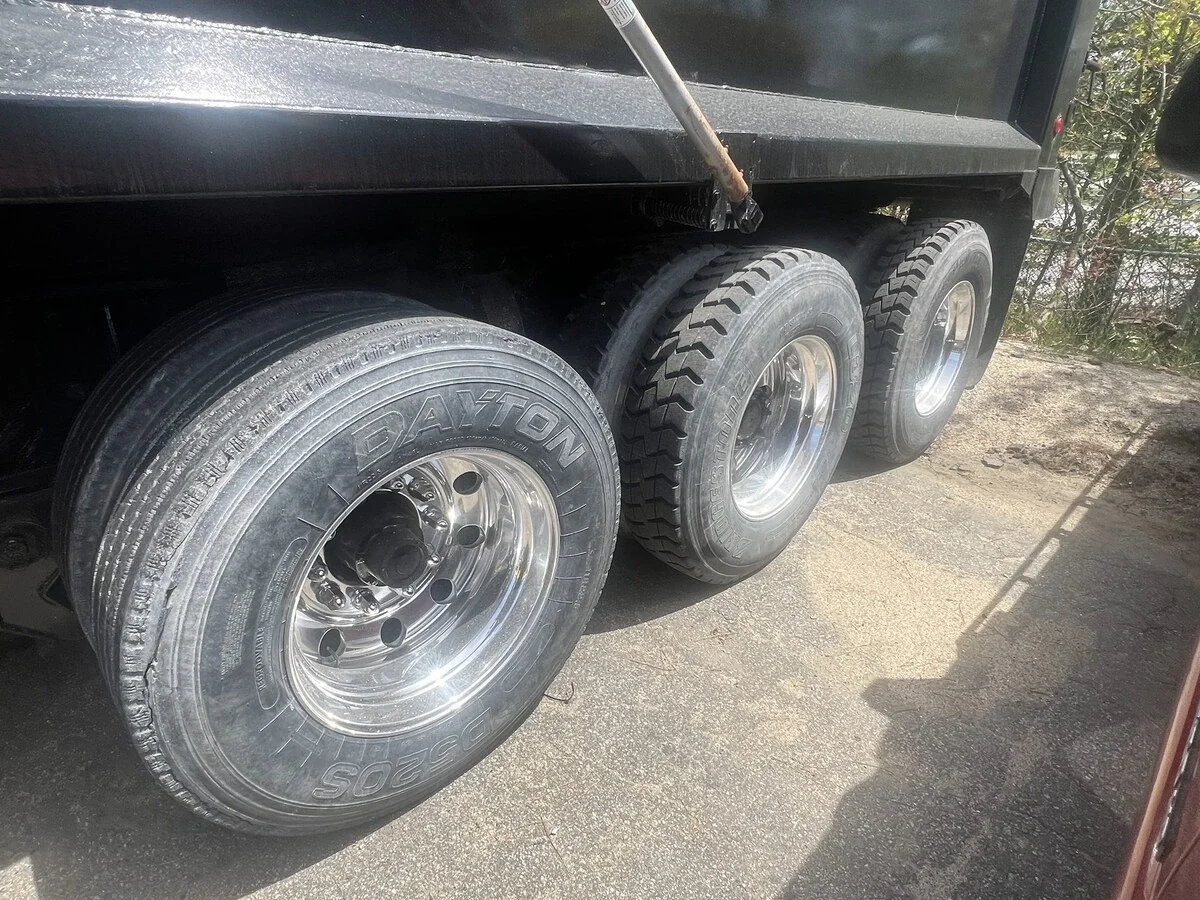 2017 Peterbilt 567 - image 8