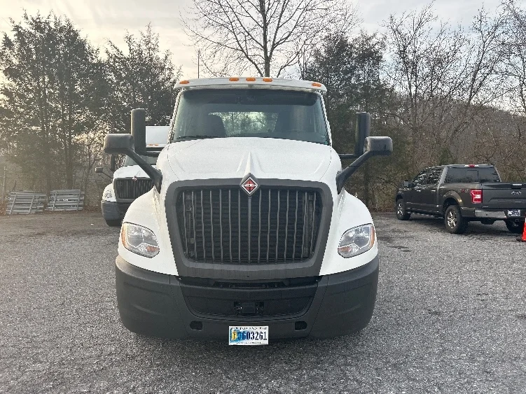 2020 International LT in Blountville, TN — photo 2