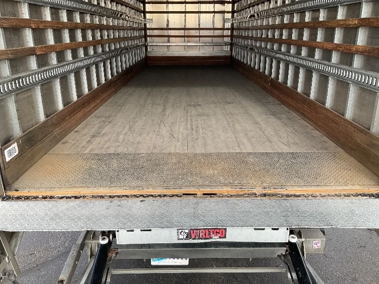 2022 Freightliner M2 106 - image 10