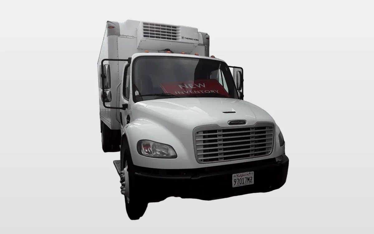 2018 Freightliner M2 106 - image 1